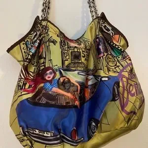 Henri bendel green bag shop